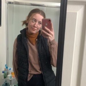 Meet your Posher, Mckenzie